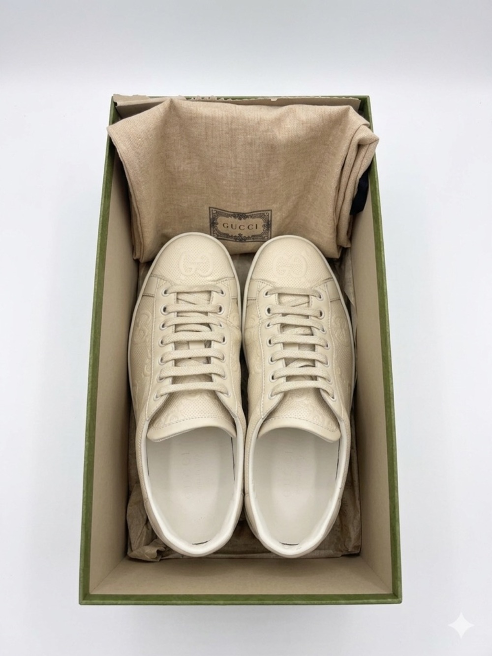 Gucci Men’s Beige Leather Low-Top Sneakers with Original Box and Dust Bags.